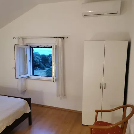 Apartman Kornu *