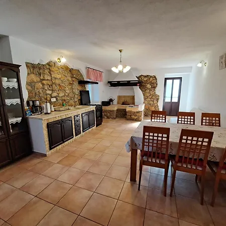 Kornu Apartman Veli Losinj