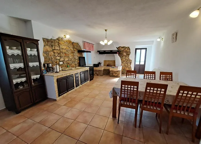 Kornu Apartman Veli Losinj